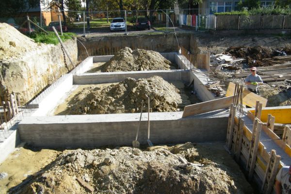 Fényképek a helyszínről