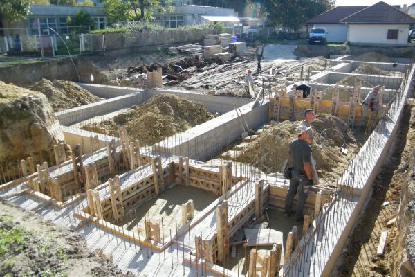 Fényképek a helyszínről